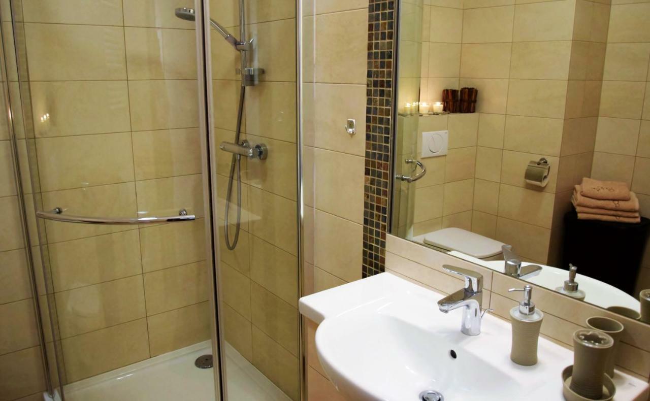 Polanki Be Happy Apartment โควอบเซก ภายนอก รูปภาพ
