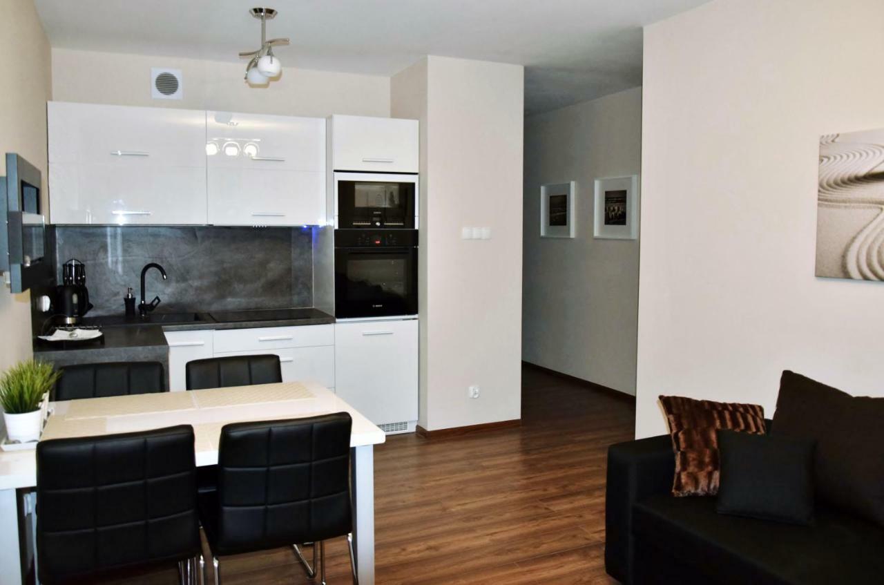 Polanki Be Happy Apartment โควอบเซก ภายนอก รูปภาพ