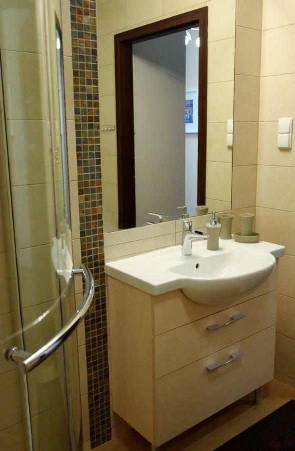 Polanki Be Happy Apartment โควอบเซก ภายนอก รูปภาพ